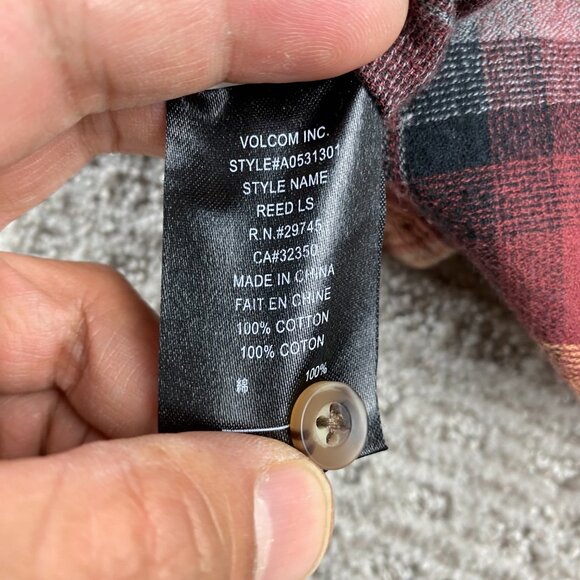 VOLCOM Shirt Men Medium M Red Brown Plaid Button Up Polo Shirt Long Sleeve Polo - Picture 7 of 11